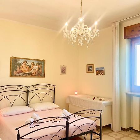 Bed & Breakfast Acquamarina Castro  Eksteriør billede